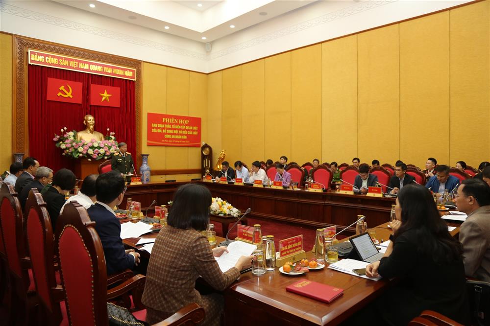 Họp Ban soạn thảo, Tổ biên tập dự án Luật sửa đổi, bổ sung một số điều của Luật Công an nhân dân